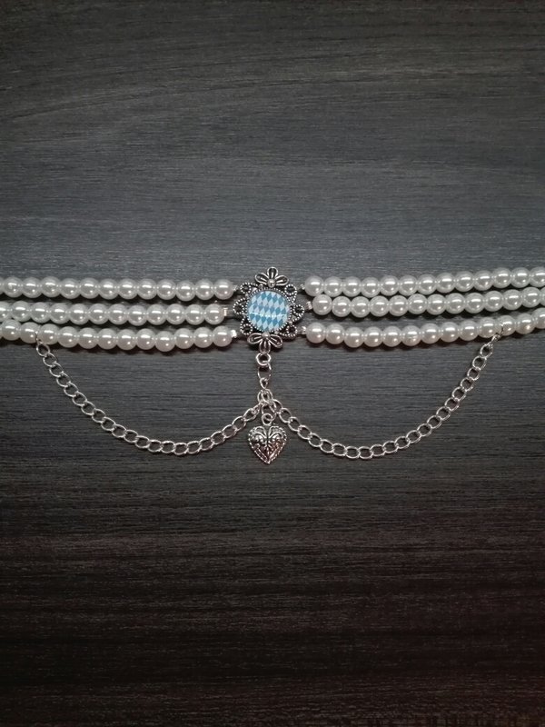 Trachtenkette Kropfband Perlen bayerisches Rautenmuster mit Herzanhänger