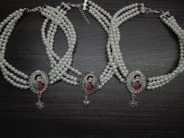 Trachtenkette Kropfband Perlen Edelweiß König Ludwig